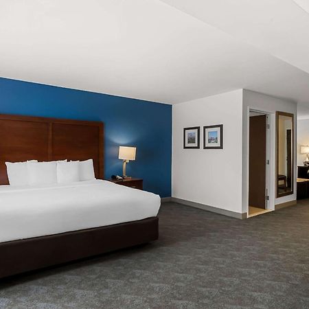 Comfort Inn & Suites Near Tinley Park Amphitheater Экстерьер фото